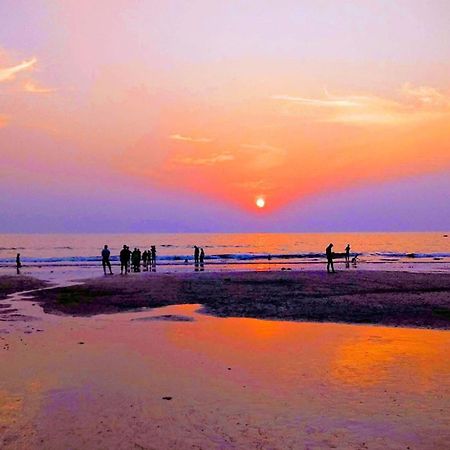 Hotel Golden Park Near Nesco Мумбаи Экстерьер фото